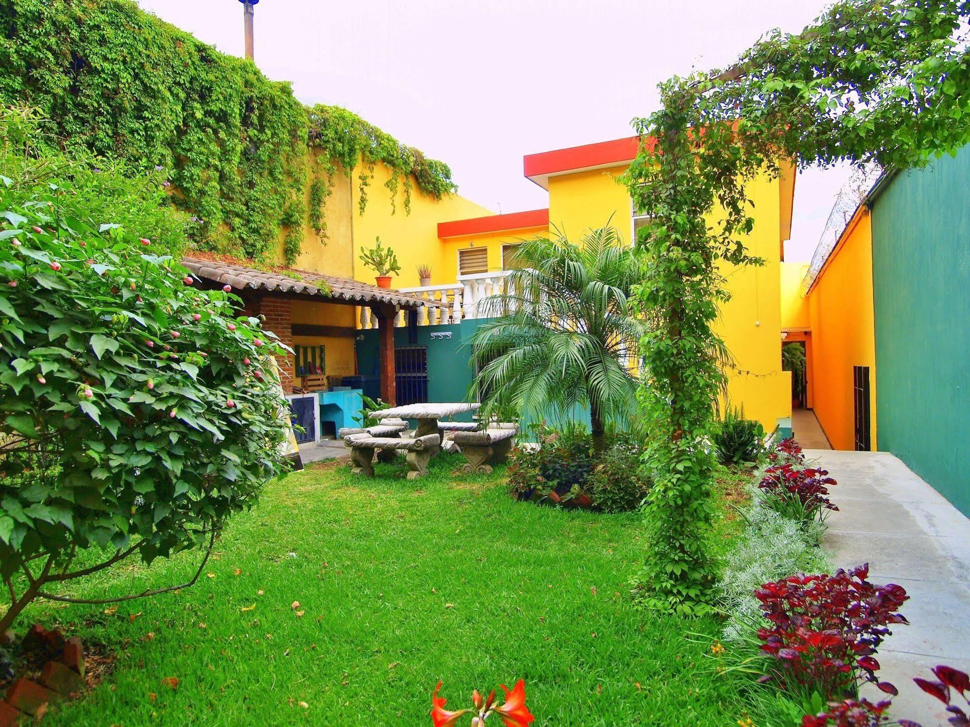 Hotel Casa Rustica By Ahs Antigua Екстериор снимка