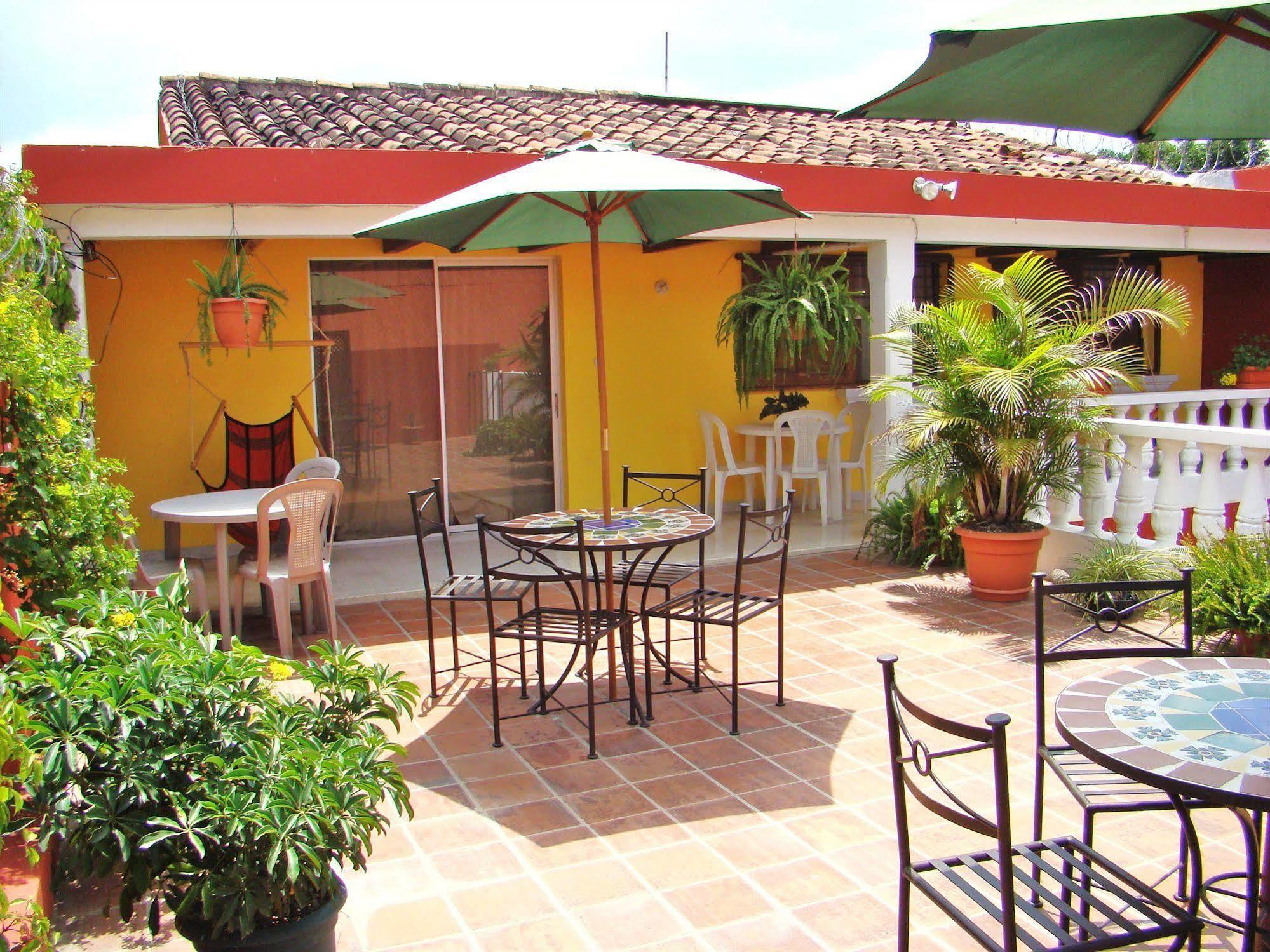 Hotel Casa Rustica By Ahs Antigua Екстериор снимка
