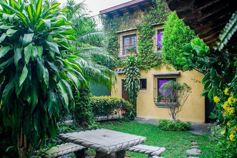 Hotel Casa Rustica By Ahs Antigua Екстериор снимка