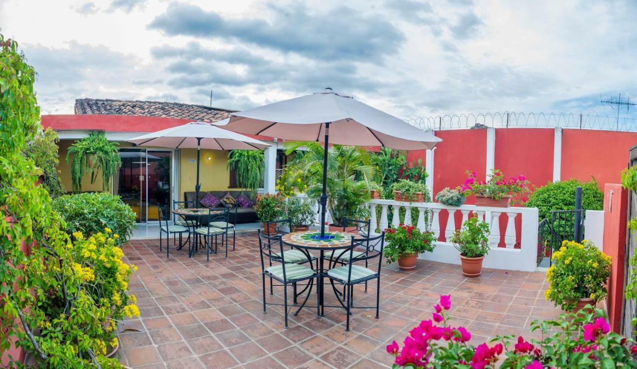 Hotel Casa Rustica By Ahs Antigua Екстериор снимка